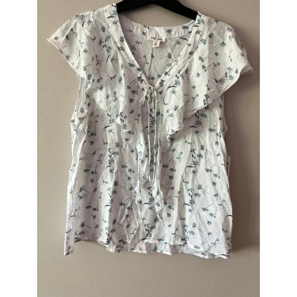 Tribal Jeans White Blue Floral V-Neck Sleeveless Blouse Small NWT